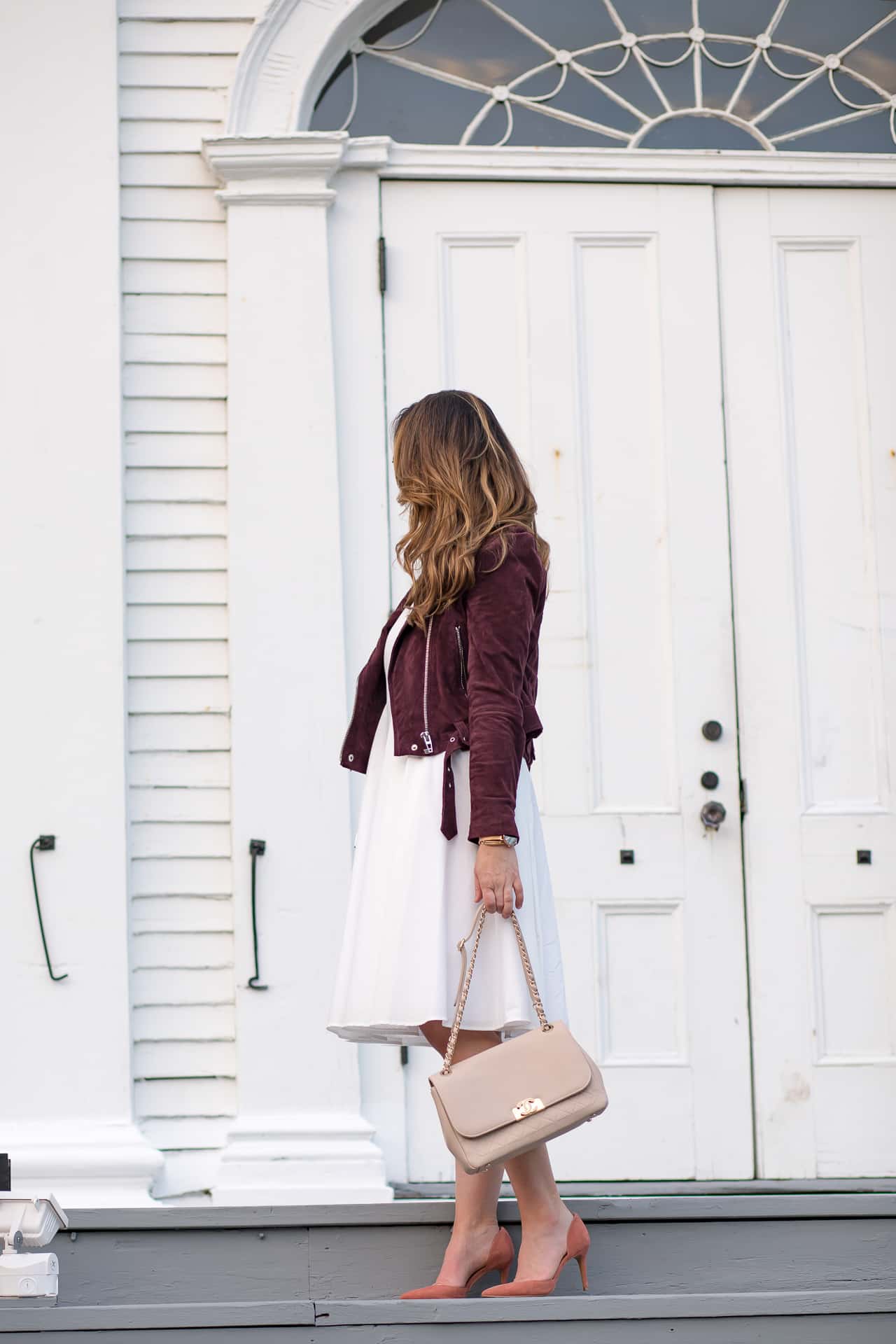 White + Burgundy, a Fall Combination With Cotton Canary