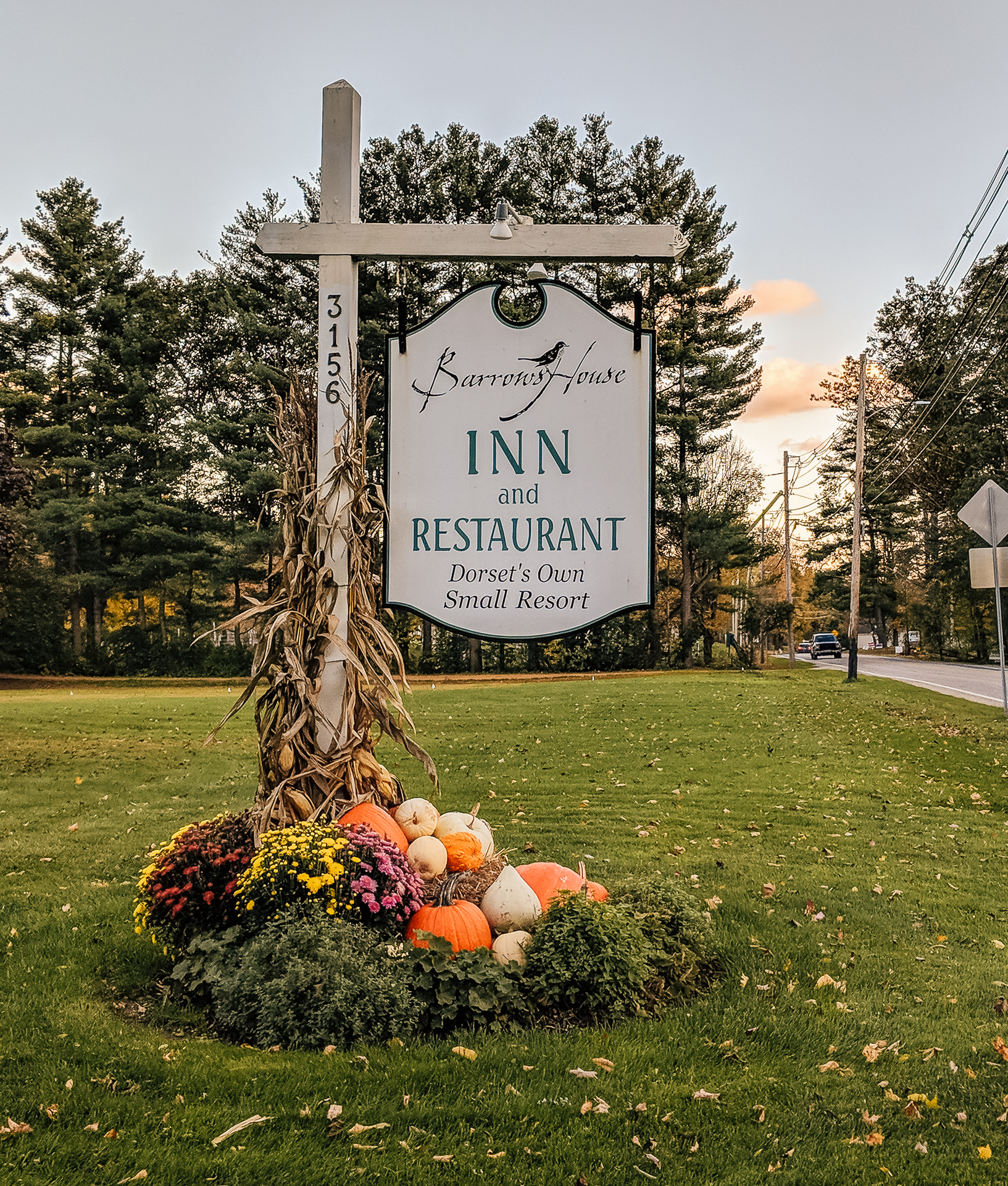 Visiting Dorset VT, the cutest town in New England, featured by top Boston travel blog, Sunny Coastlines: barrows house inn