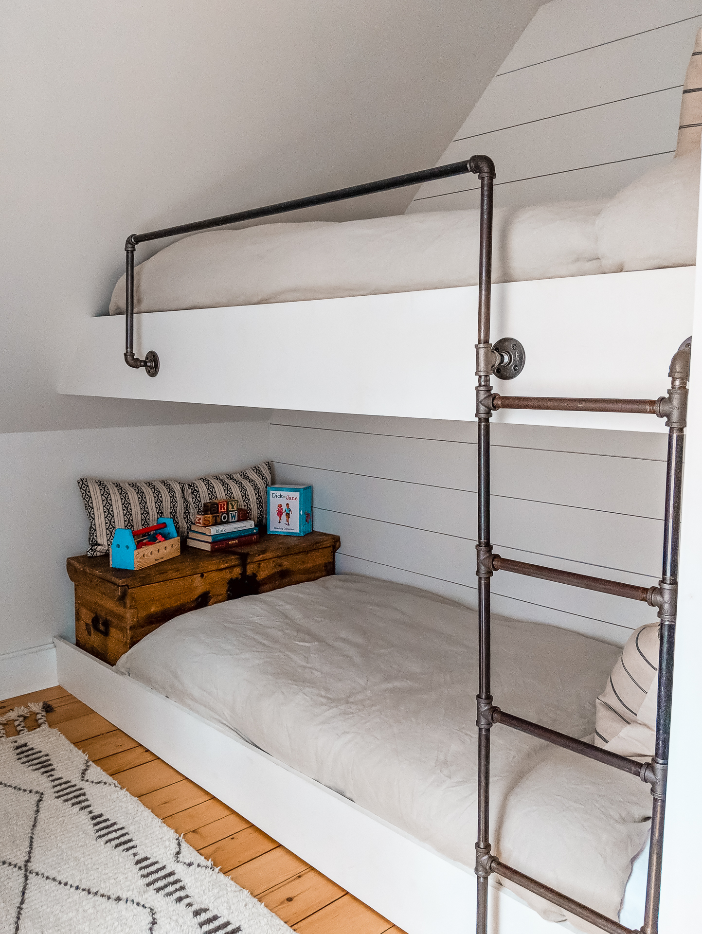 Top Rated Vermont AirBnb: The Farm Home in Stowe VT featured by top Boston travel blogger, Sunny Coastlines