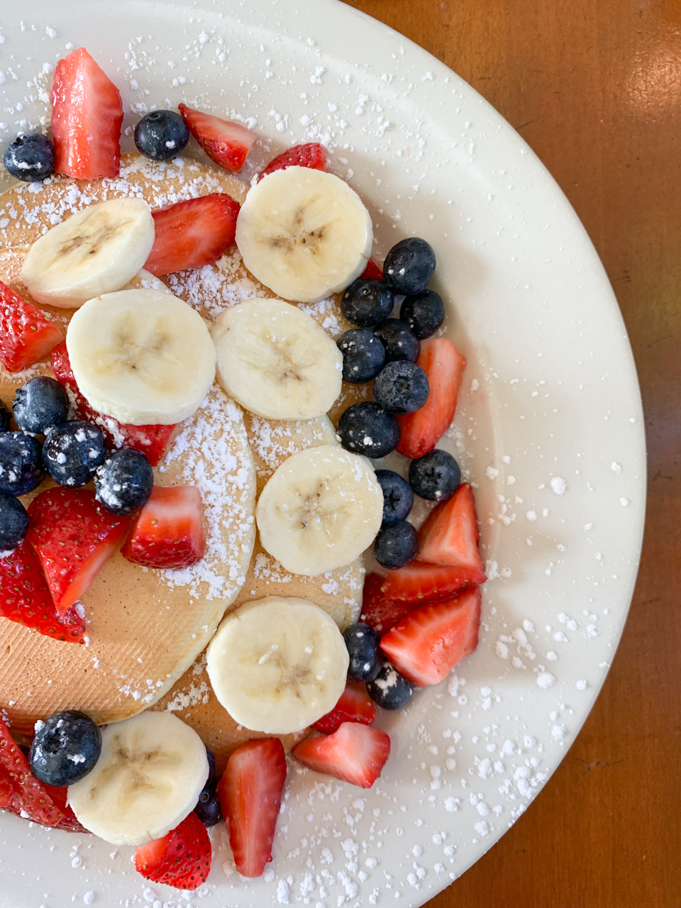 Little House Cafe | New England Foodie Guide: Top 8 Restaurants in Martha's Vineyard You Must Try by popular New England Food Blogger, Shannon Shipman: image of pancakes at Little House Cafe in Martha's Vineyard.