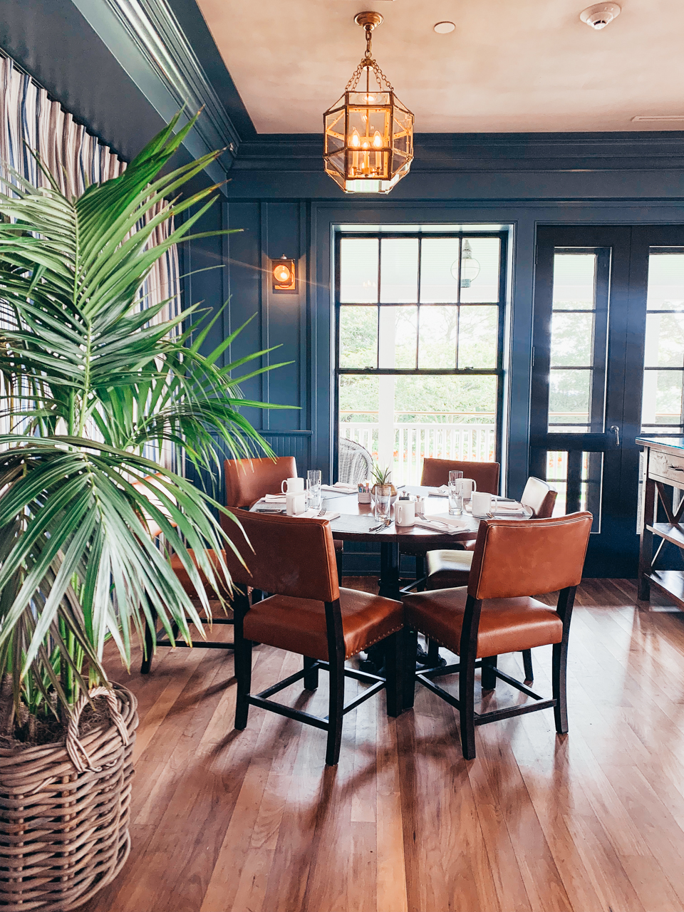 New England Foodie Guide: Top 8 Restaurants in Martha's Vineyard You Must Try by popular New England Food Blogger, Shannon Shipman: image of a restaurant in Martha's Vineyard.