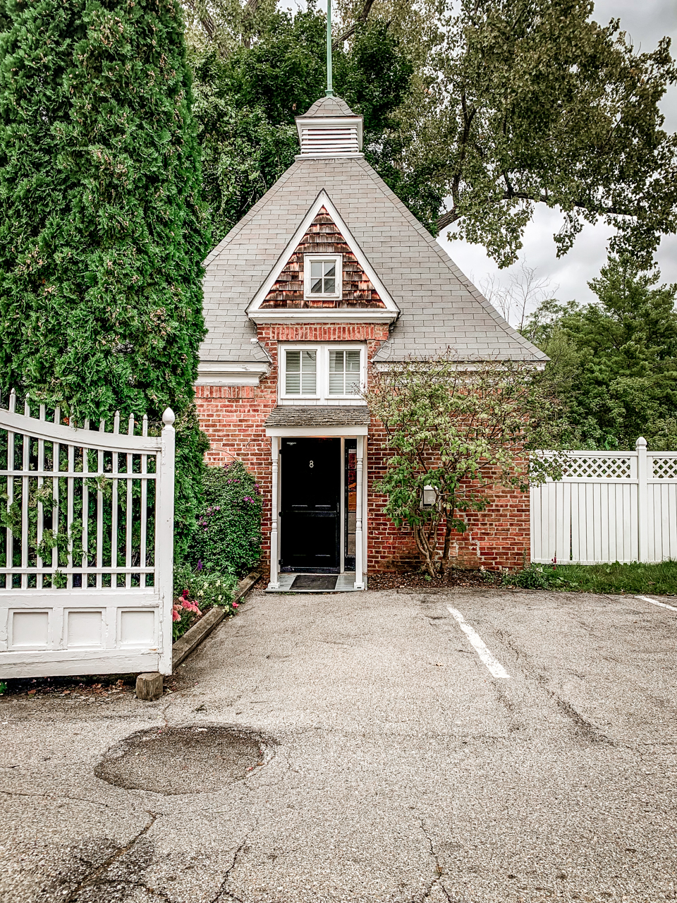 Four Chimneys Inn In Bennington VT - Shannon Shipman