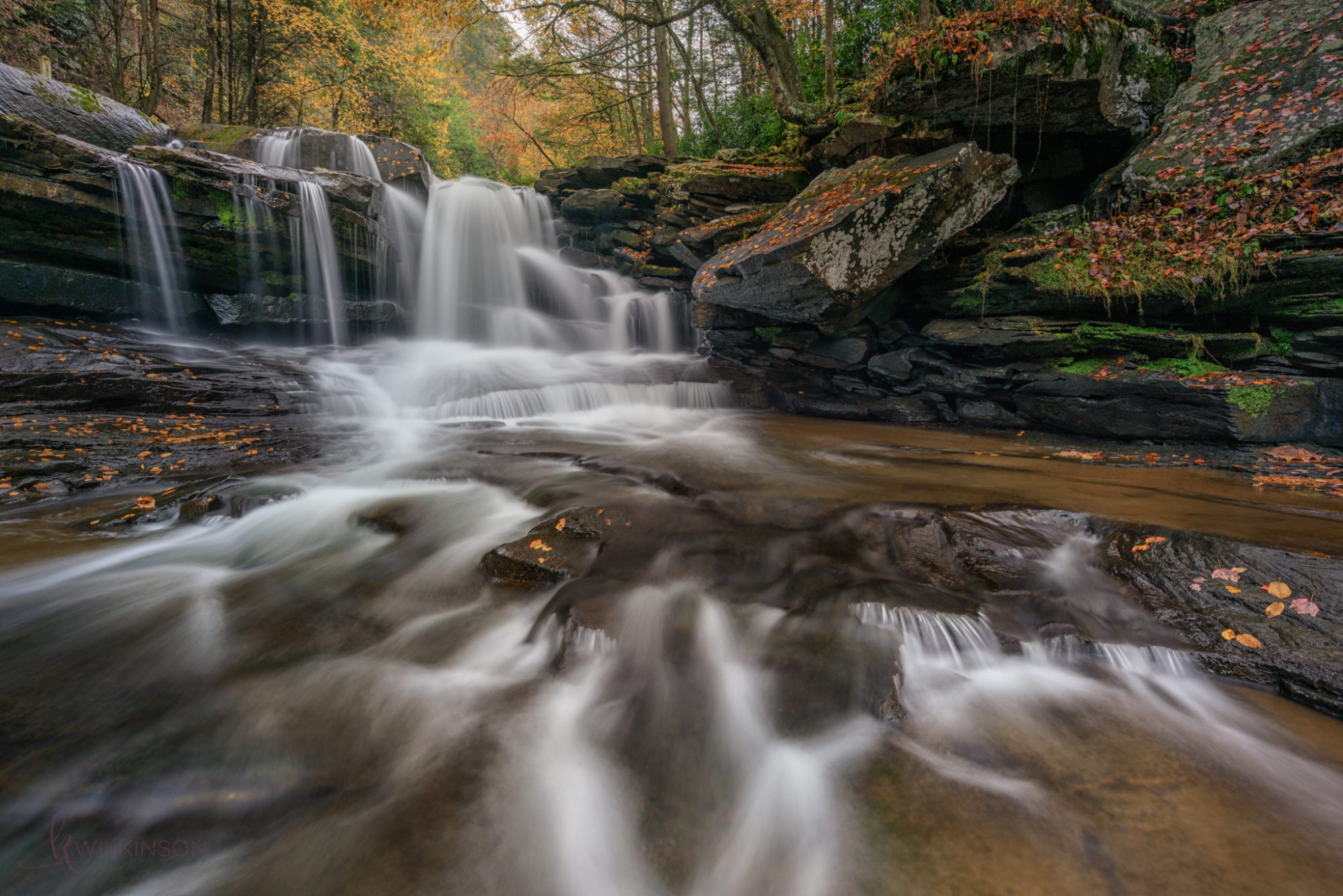 How to Find really good photo spots, tips shared on top US travel photography blog, Shannon Shipman:  Dunloup Creek Falls