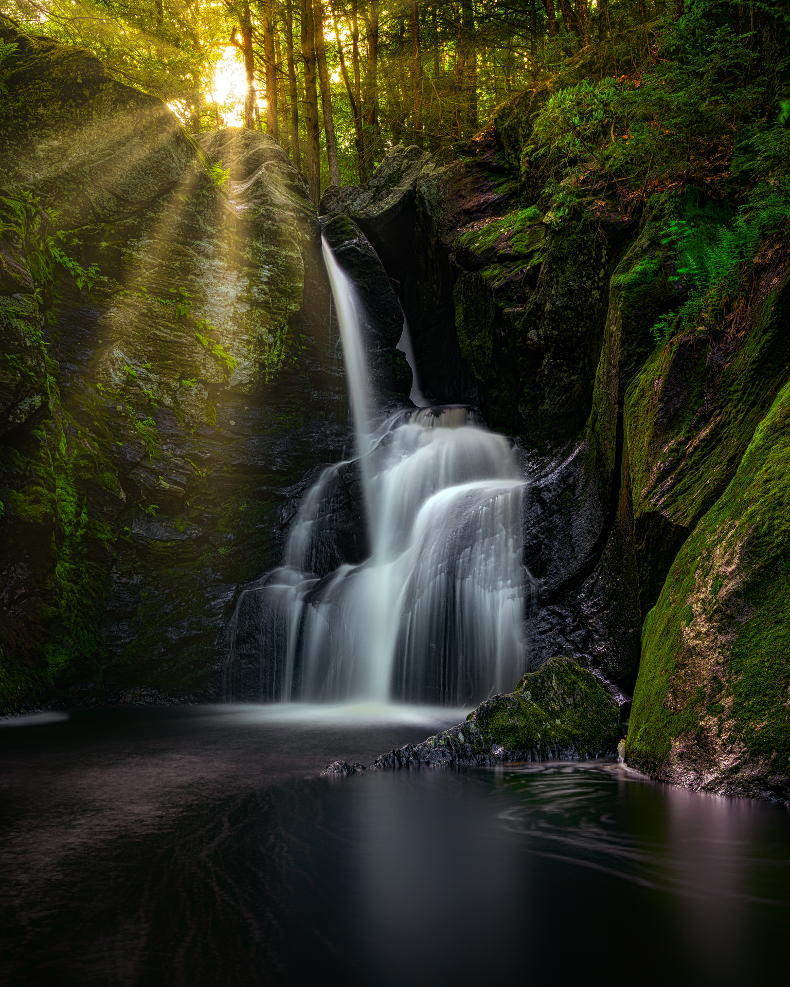 7 Tips On How to Capture Stunning Waterfall Photography