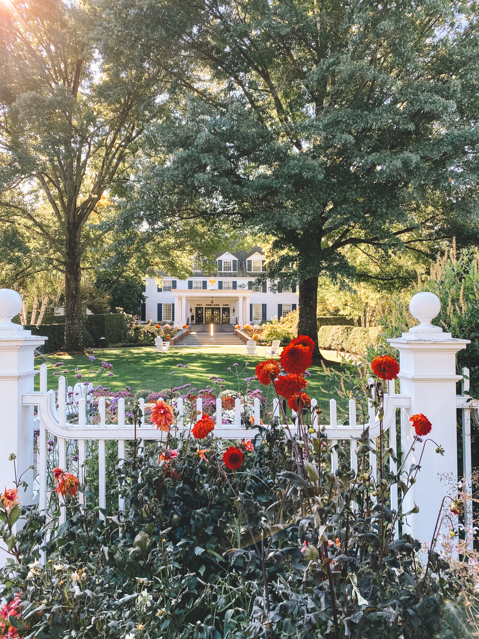 woodstock inn | Woodstock Inn by popular New England travel blogger, Shannon Shipman: image of the Woodstock Inn.
